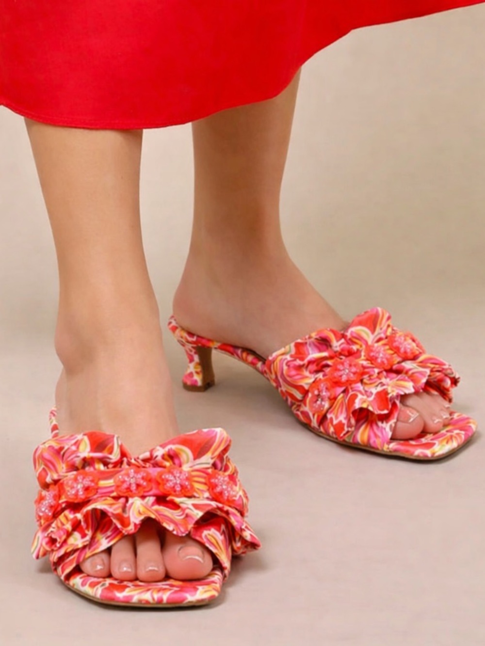 🌺 Copper Key Embroidered Floral Ruffle Mule Heels 🌺